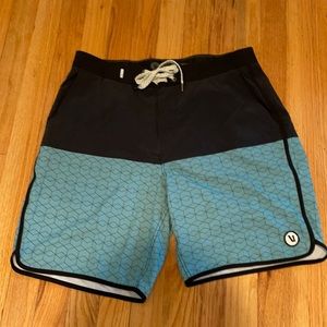 Vuori Men's Cruise Boardshorts